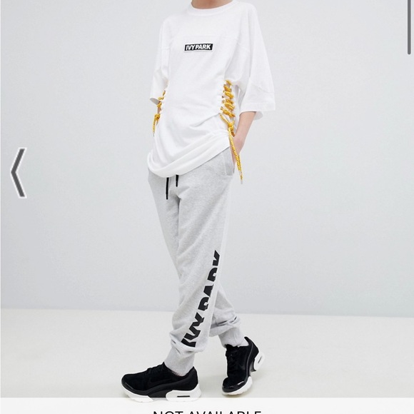 ⭐️ NWT Ivy Park White Lace-Up Sides Football Tee Shirt SMALL - Picture 7 of 11